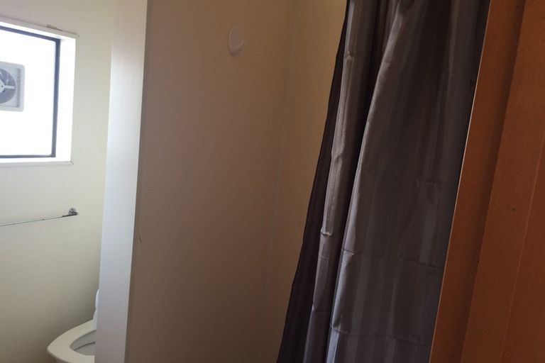 Photo of property in 2/30 Picton Avenue, Riccarton, Christchurch, 8011