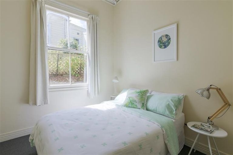 Photo of property in 30 Potatau Street, Grey Lynn, Auckland, 1021