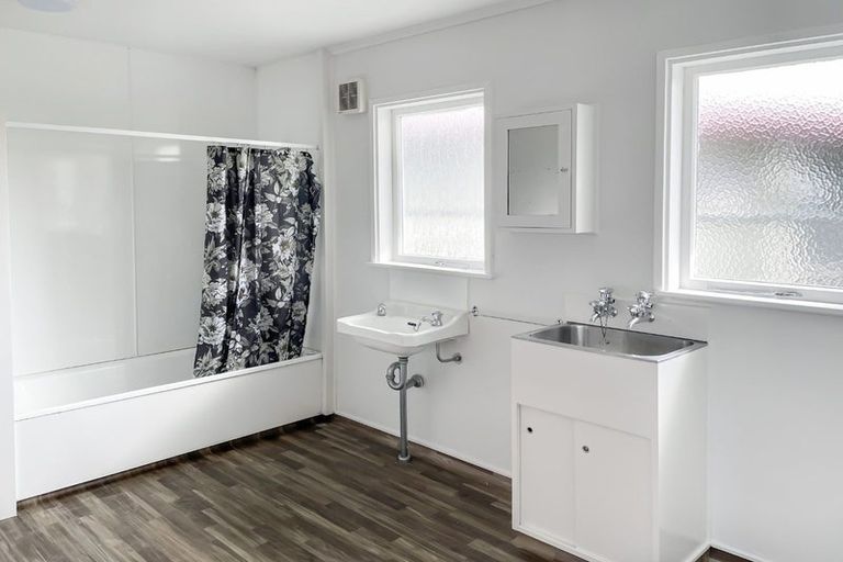 Photo of property in 1/610 High Street, Boulcott, Lower Hutt, 5010