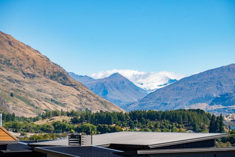 Photo of property in 63 West Meadows Drive, Wanaka, 9305