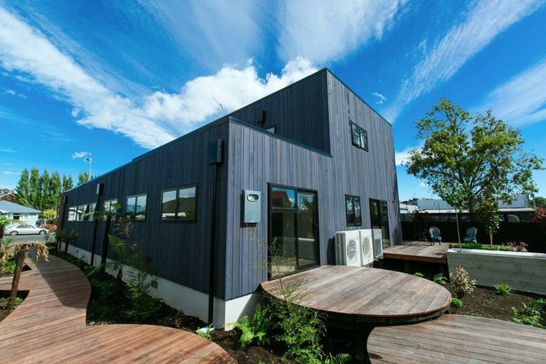 Photo of property in 5 Wharenui Road, Upper Riccarton, Christchurch, 8041