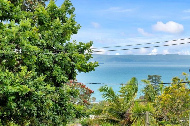 Photo of property in 68 Channel View Road, Campbells Bay, Auckland, 0630