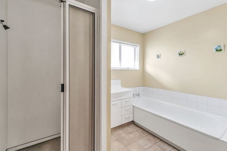 Photo of property in 3/12 Lagan Street, Belfast, Christchurch, 8051