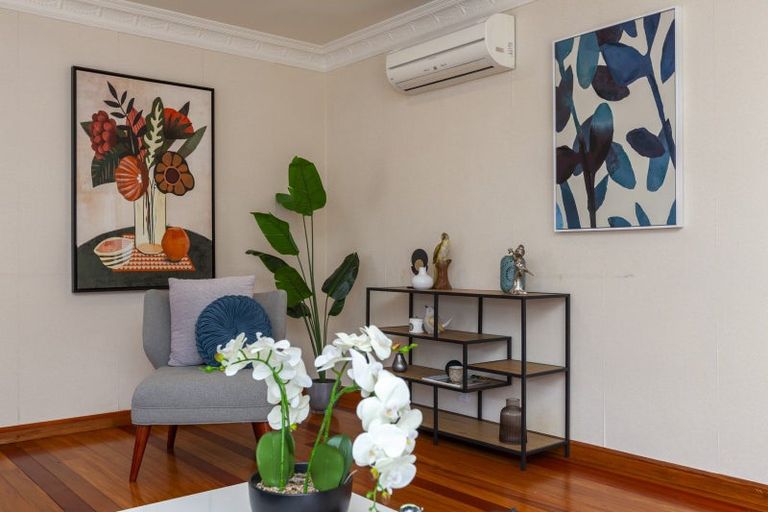 Photo of property in 81 Glen Road, Raumati South, Paraparaumu, 5032