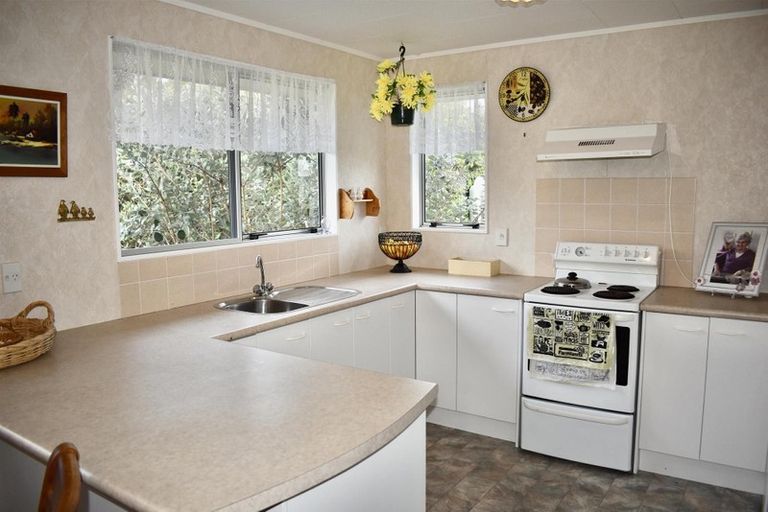 Photo of property in 13b Iti Street, Otaki, 5512