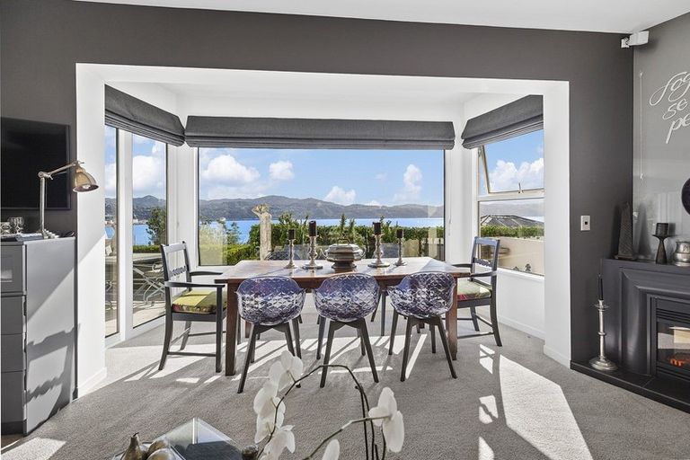 Photo of property in 2/11 Maida Vale Road, Roseneath, Wellington, 6011