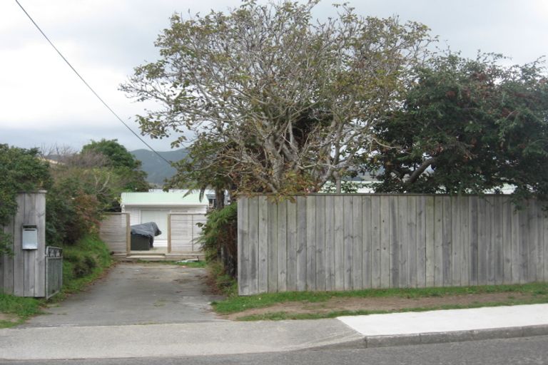 Photo of property in 34 Anaru Street, Raumati Beach, Paraparaumu, 5032
