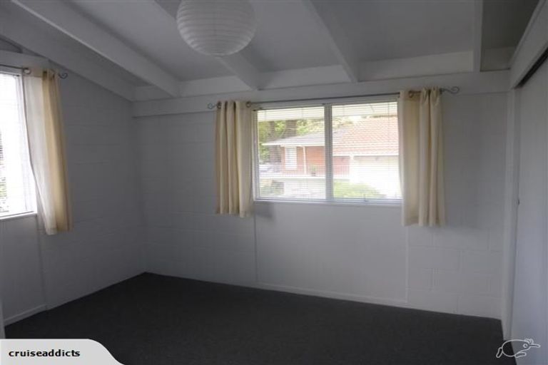 Photo of property in 2 Don Croot Street, Morningside, Auckland, 1021
