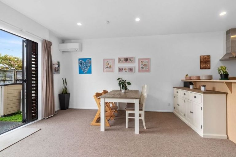 Photo of property in 43/11 The Avenue, Albany, Auckland, 0632