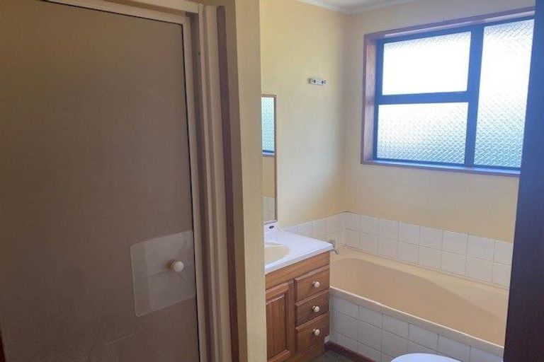 Photo of property in 25 Euston Street, Riccarton, Christchurch, 8041