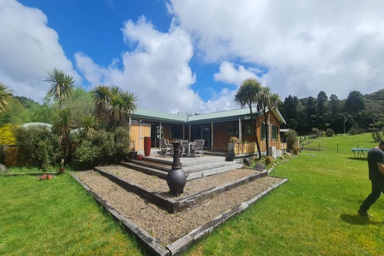 Photo of property in 1 Raurimu Road, Raurimu, Owhango, 3989