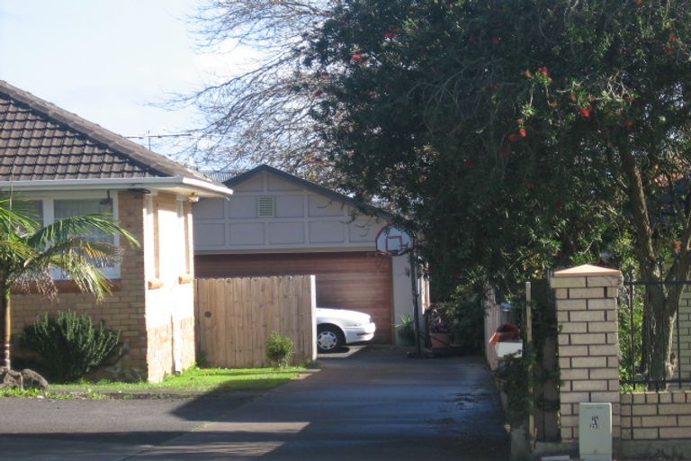 Photo of property in 232a Te Atatu Road, Te Atatu South, Auckland, 0610