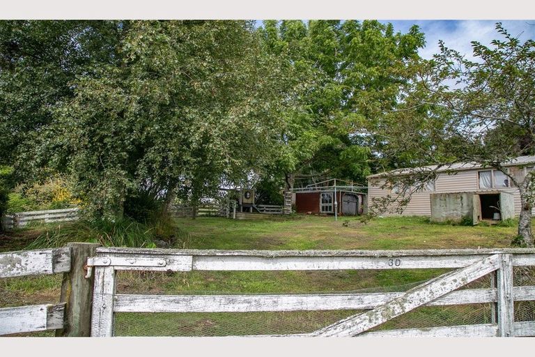 Photo of property in 30 Mount View Street, Raetihi, 4632