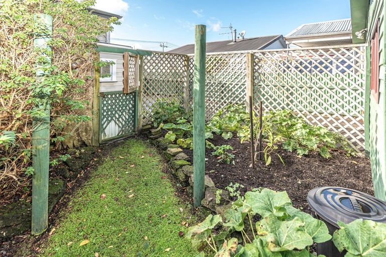 Photo of property in 42 Young Street, Whanganui East, Whanganui, 4500