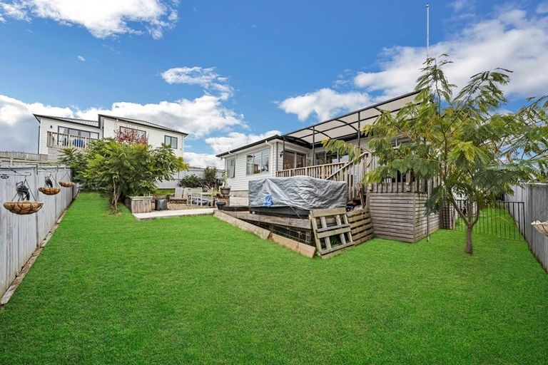Photo of property in 4 Peter Bourne Drive, Pokeno, 2402