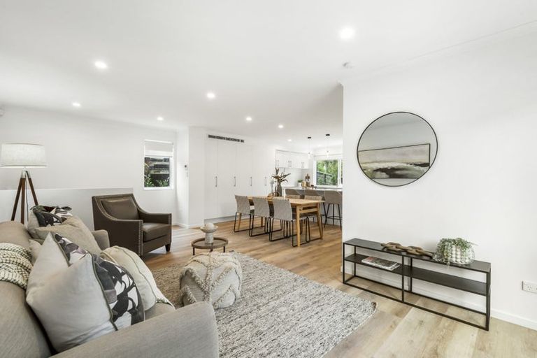 Photo of property in 30 Wyoming Avenue, Murrays Bay, Auckland, 0630