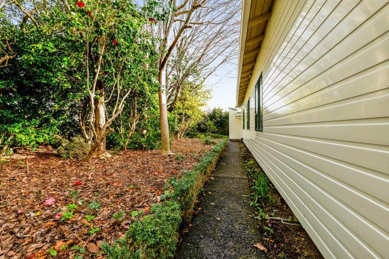 Photo of property in 13 Rennell Street, Frankleigh Park, New Plymouth, 4310