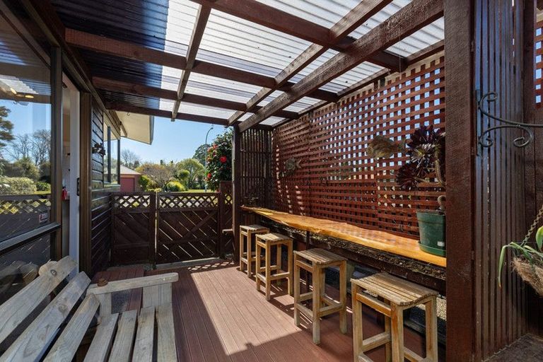Photo of property in 8a Totara Park Avenue, Motueka, 7120