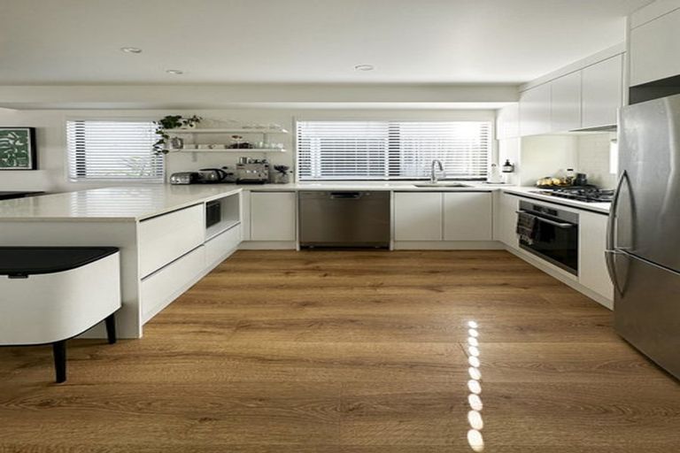 Photo of property in 94e Bay Street, Red Beach, 0932