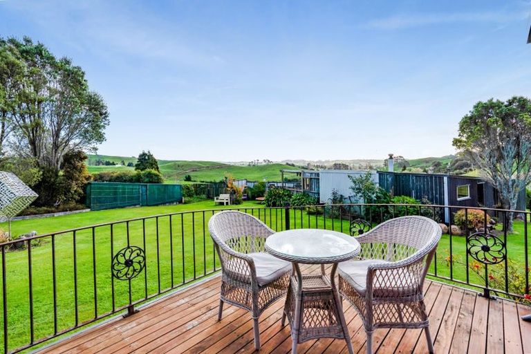 Photo of property in 201 Lincoln Road, Inglewood, 4389