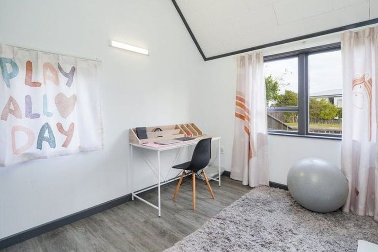 Photo of property in 15 Lauder Crescent, Heidelberg, Invercargill, 9812