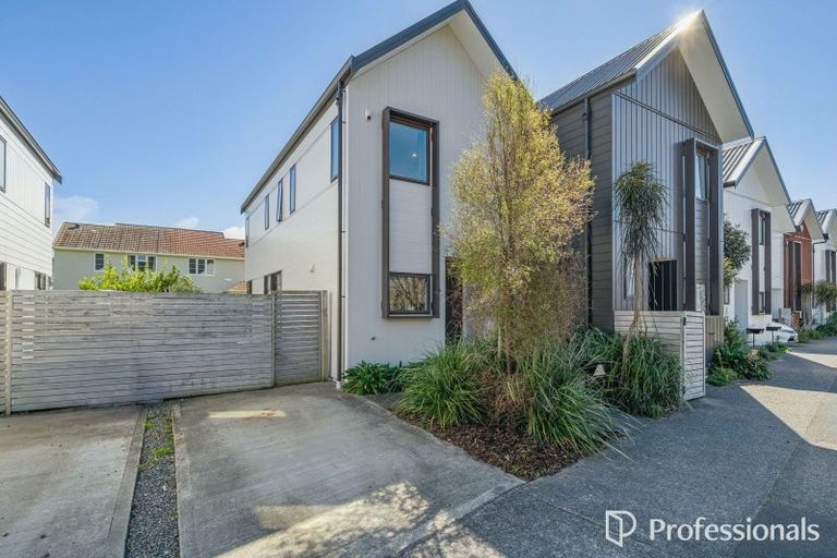 Photo of property in 11 Ron Deal Way, Epuni, Lower Hutt, 5011