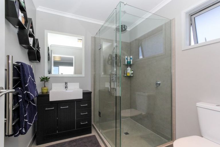 Photo of property in 45 Dillon Drive, Bell Block, New Plymouth, 4312