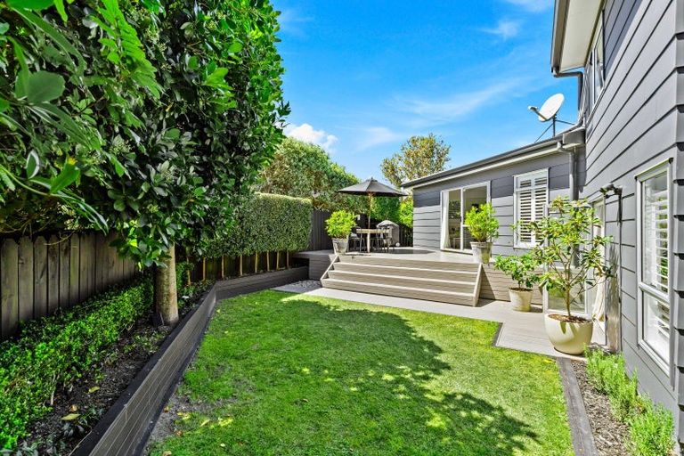 Photo of property in 65a Moa Road, Point Chevalier, Auckland, 1022