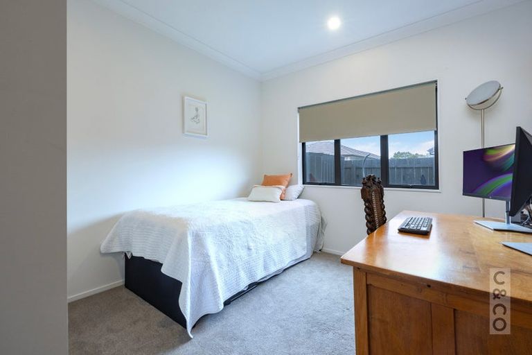 Photo of property in 58 Fruitlands Road, Kumeu, 0810