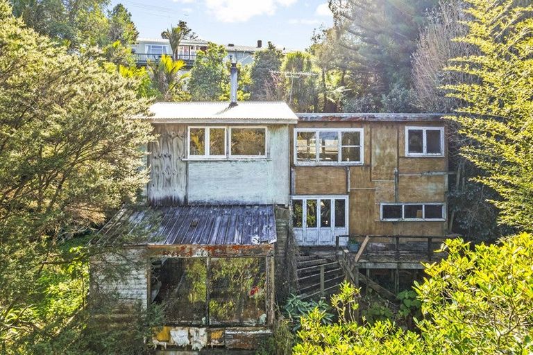 Photo of property in 620 South Titirangi Road, Titirangi, Auckland, 0604