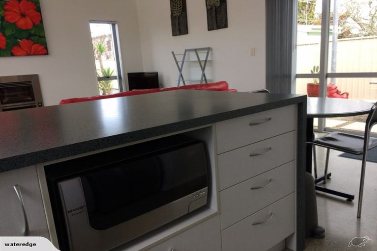 Photo of property in 8 Papaka Road, Ngunguru, Whangarei, 0173