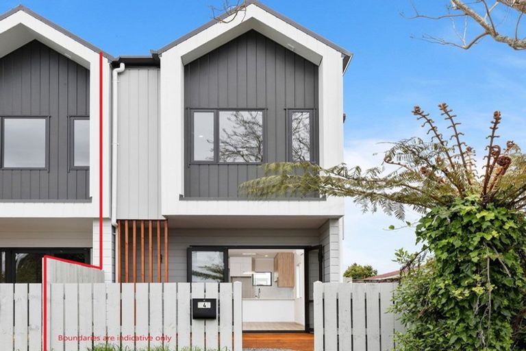 Photo of property in 4/66 Swanson Road, Henderson, Auckland, 0610