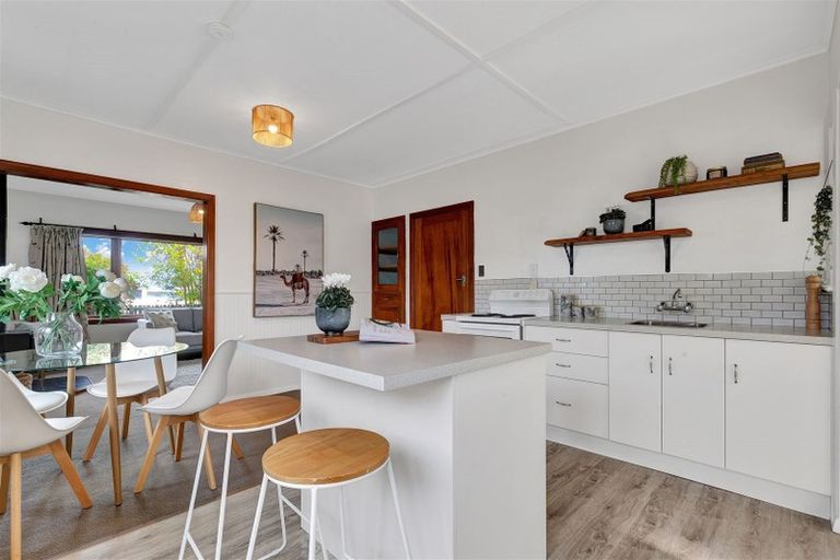 Photo of property in 21 Courage Road, Amberley, 7410