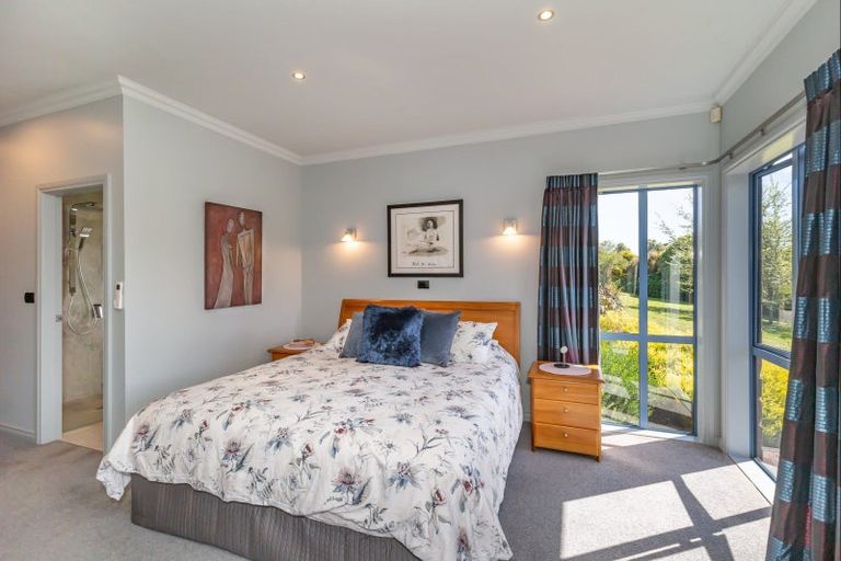 Photo of property in 25 Twin Peaks Grove, Koputaroa, Levin, 5575