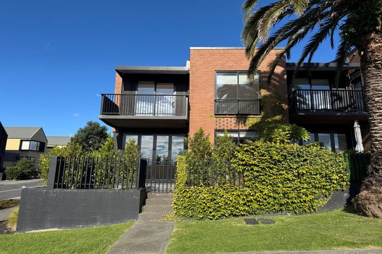 Photo of property in 115 Buckley Avenue, Hobsonville, Auckland, 0616