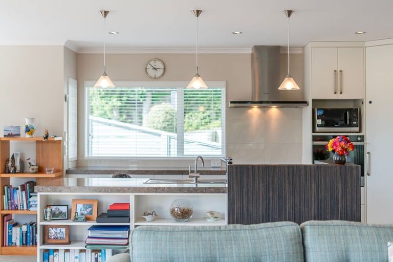 Photo of property in 8 Bluejacket Place, Whitby, Porirua, 5024