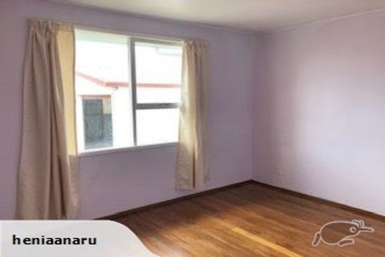 Photo of property in 13 Dalry Place, Mangere Bridge, Auckland, 2022
