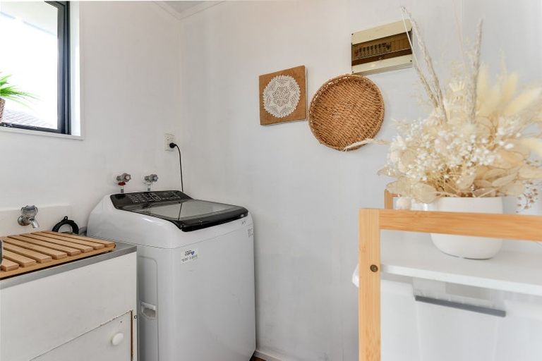 Photo of property in 27g Breckons Avenue, Nawton, Hamilton, 3200