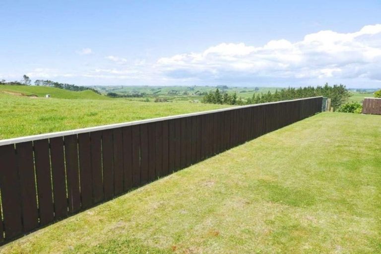 Photo of property in 156 King Road, Inglewood, 4386