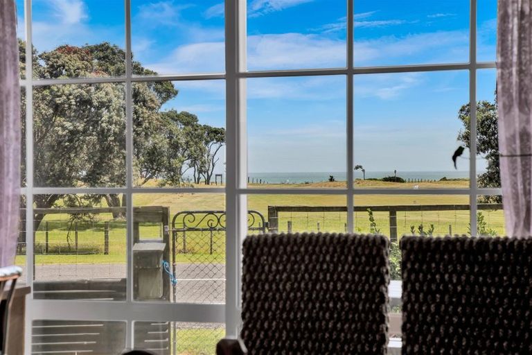 Photo of property in 2 Egmont Street, Patea, 4520