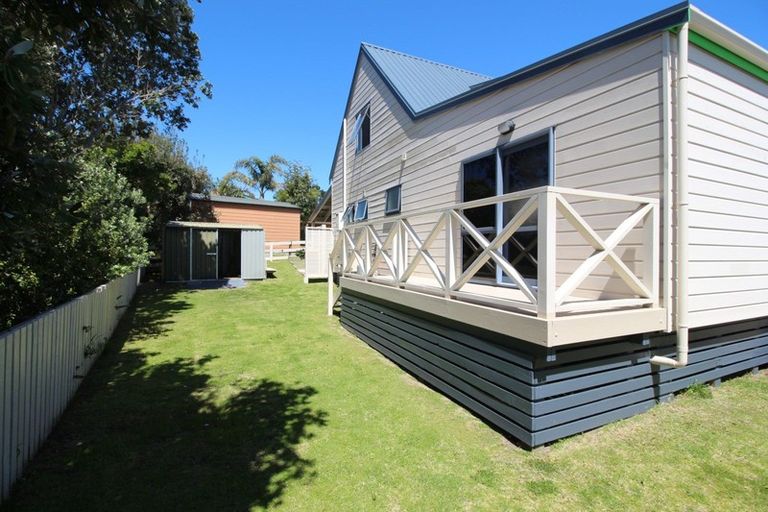 Photo of property in 107 Rimu Place, Matarangi, Whitianga, 3592