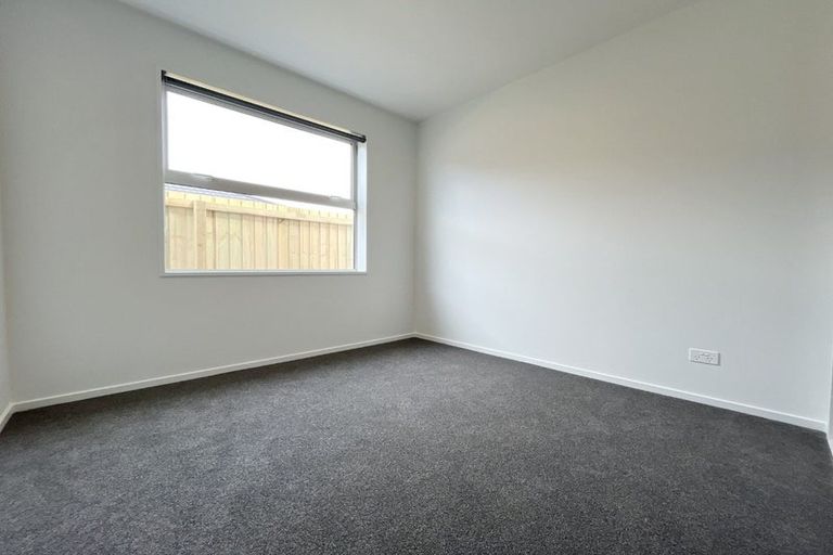Photo of property in 31 Rita Angus Road, Belfast, 8051