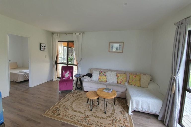 Photo of property in 1583 Dairy Flat Highway, Dairy Flat, Albany, 0794