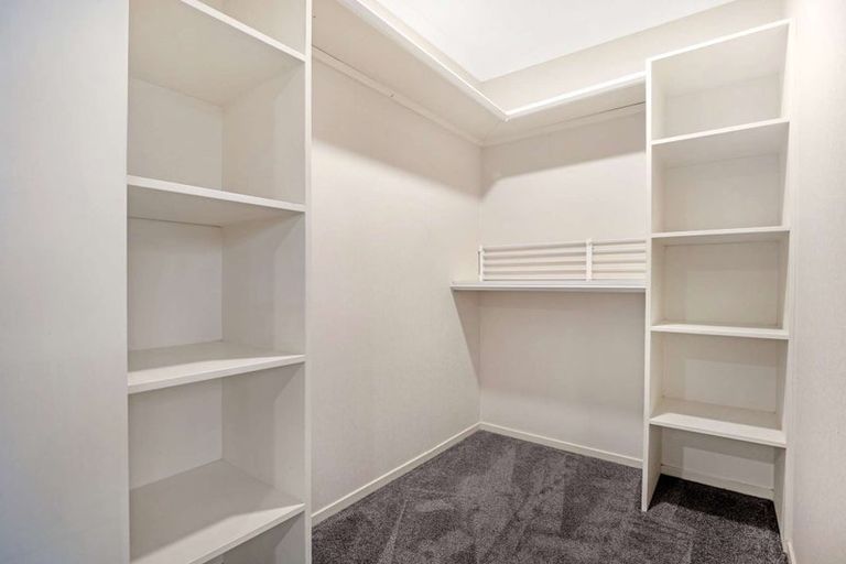 Photo of property in 24 Caulfield Place, Pukehangi, Rotorua, 3015