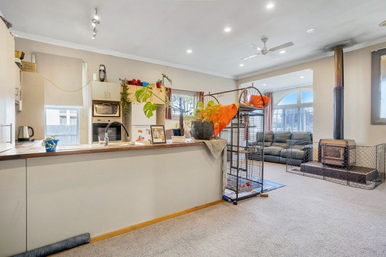 Photo of property in 9 Prince Street, Winton, 9720