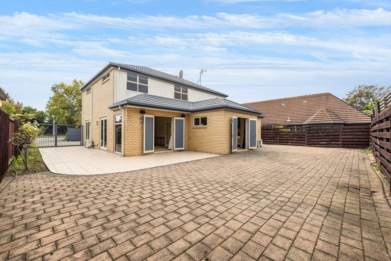 Photo of property in 133 Fendalton Road, Fendalton, Christchurch, 8052