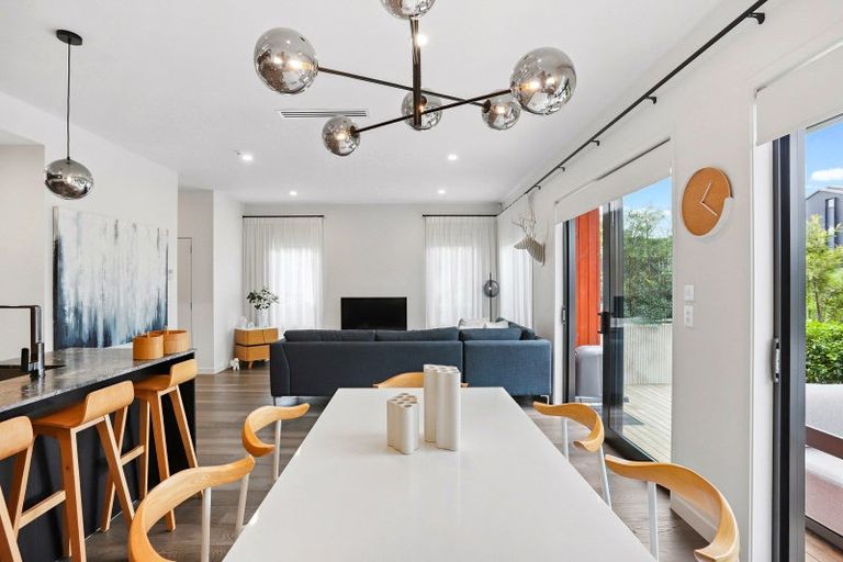 Photo of property in 18 Wikner Lane, Hobsonville, Auckland, 0616