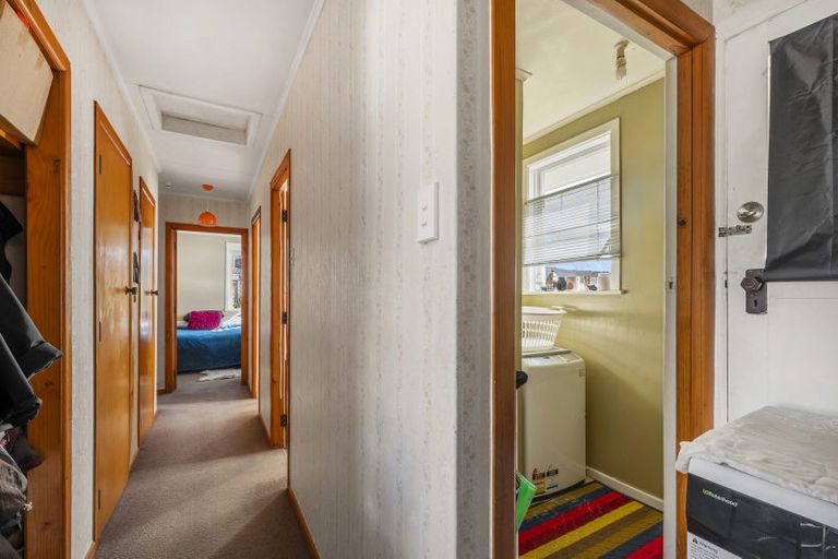 Photo of property in 27 Te Rangitautahanga Road, Turangi, 3334