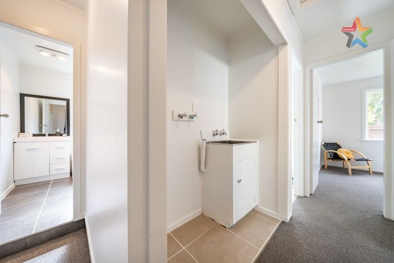 Photo of property in 177 Stokes Valley Road, Stokes Valley, Lower Hutt, 5019