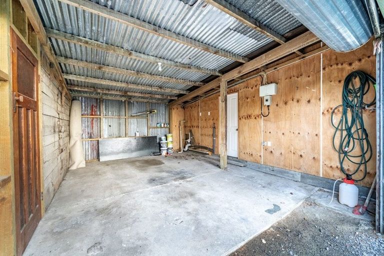 Photo of property in 70 Princes Road, Greenhills, Invercargill, 9877